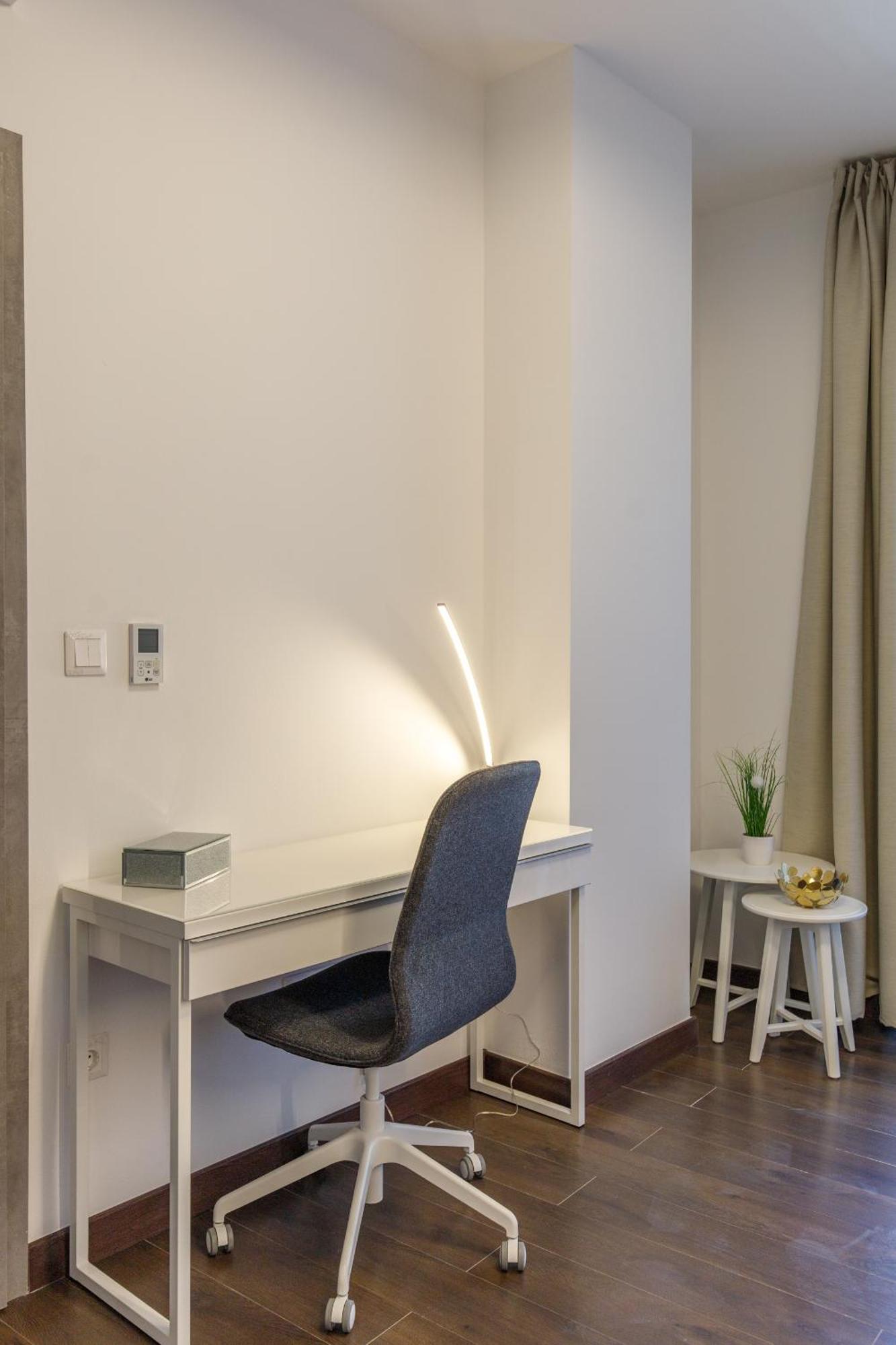 K40 Double Bedroom In The Center Apartament